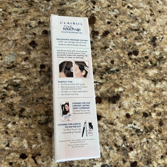 Clairol root touch up color blending gel - Picture 3 of 6